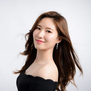 Miyoung Lee Photo cut Miyoung Lee Photo cut